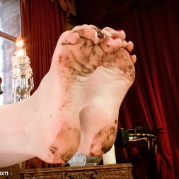 Aiden Starr in 'Kink' BONUS update! Bitchy Dirty Feet! (Thumbnail 11)