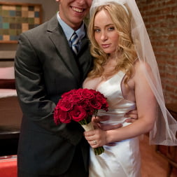 Aiden Starr en 'Kink' Boda de cornudos (Miniatura 10)
