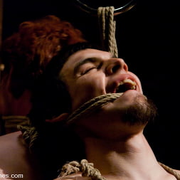 Aiden Starr in 'Kink' Divine Slave Battle LIVE! (Thumbnail 5)