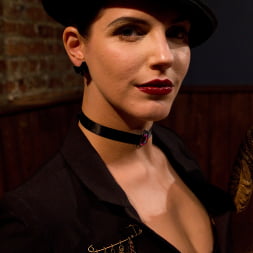 Aiden Starr en 'Kink' La Semence des Vampires (Miniatura 1)