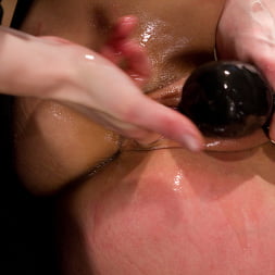 Amber Rayne in 'Kink' Live Show Part 1 - Brutal Single Ankle Suspension (Thumbnail 14)
