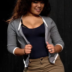 Annie Cruz in - Bitch in Heat (Photo 2) Annie Cruz in 'Kink' - Bitch in Heat (Thumbnail 2)
