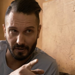 April Olsen en 'Kink' Amor contaminado, episodio 1: El cambio (Miniatura 3)