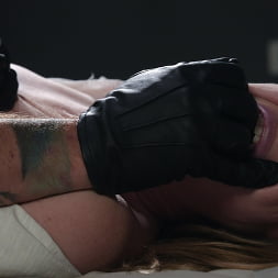 Ashley Lane in Ashley's Ransom (Photo 11) Ashley Lane in 'Kink' Ashley's Ransom (Thumbnail 11)