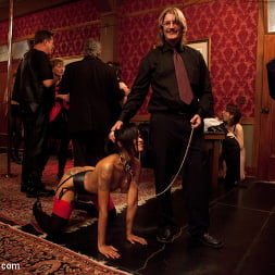 Asphyxia Noir en 'Kink' Fiesta previa a Folsom: segunda parte (Miniatura 5)