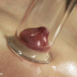 Audrey Lords in Alien Laboratory and Sci-Fi Machine Fucking (Photo 10) Audrey Lords in 'Kink' Alien Laboratory and Sci-Fi Machine Fucking (Thumbnail 10)