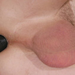 Bella Rossi en 'Kink' Uses and Abuses Jessie Sparkles (Miniatura 11)