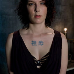 Carmen Stark en 'Kink' Carmen Stark (Miniatura 2)
