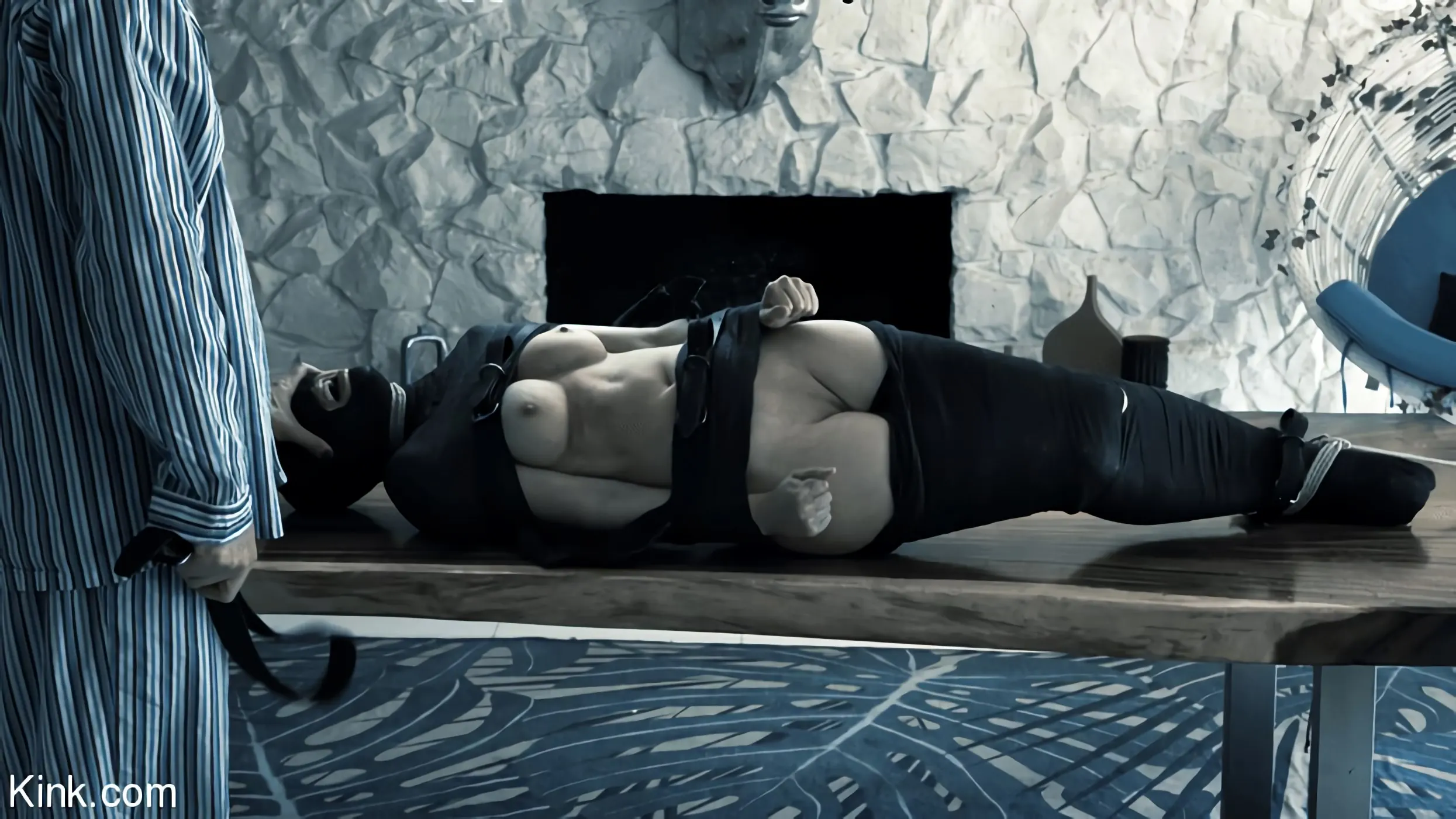 ▷ Casey Calvert in Diary of a Madman, S2 E3: A Turn For the Worse (Photo  16) | Kink