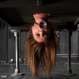 Cassandra Nix in No Holds - Cassandra Nix (Photo 6) Cassandra Nix in 'Kink' No Holds - Cassandra Nix (Thumbnail 6)
