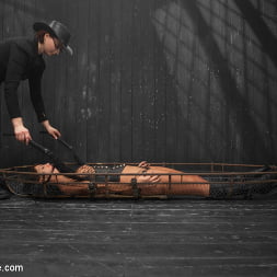 Cassandra Nix in 'Kink' Tough As Nails - Cassandra Nix (Thumbnail 21)