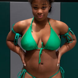 Charisma Cappelli in 'Kink' Two Rookies Battle for a win: Who will end up the winner and who will get nailed on the mat in rd 4 (Thumbnail 2)