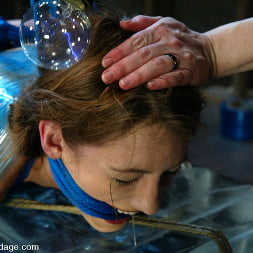 Charlotte Brooke in 'Kink' Charlotte Brooke (Thumbnail 7)