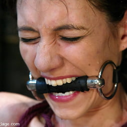 Charlotte Brooke in 'Kink' Charlotte Brooke (Thumbnail 13)