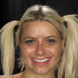 Claire Adams in 'Kink' Anikka Albrite (Thumbnail 7)