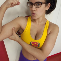 Daisy Ducati en 'Kink' RONDA 5 March Madness, sumisión en la misión. Ella Nova vs Elizabeth Thorn (Miniatura 15)