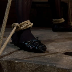 Evilyn Fierce in Bondage virgin experiences inescapable rope bondage Unable to prevent us from making her cum! (Photo 9) Evilyn Fierce in 'Kink' Bondage virgin experiences inescapable rope bondage Unable to prevent us from making her cum! (Thumbnail 9)