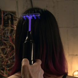 Freya French in Violet Wand Electrical Play (Photo 4) Freya French in 'Kink' Violet Wand Electrical Play (Thumbnail 4)
