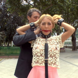 Isabella Clark in Busty Blonde Isabella Clark Public Double Penetration - Part 1 (Photo 1) Isabella Clark in 'Kink' Busty Blonde Isabella Clark Public Double Penetration - Part 1 (Thumbnail 1)