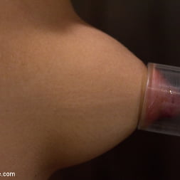 Jade Indica in She Came to Play, I Played Her to Cum. (Photo 2) Jade Indica in 'Kink' She Came to Play, I Played Her to Cum. (Thumbnail 2)