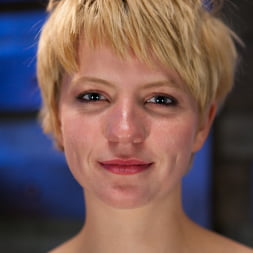 Jessie Cox in Four Girl Intake Sado-Masochists Slave Testing (Photo 13) Jessie Cox in 'Kink' Four Girl Intake Sado-Masochists Slave Testing (Thumbnail 13)