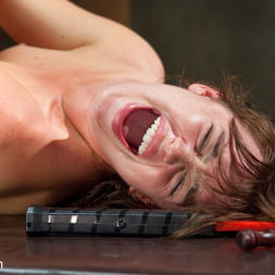 Jodi Taylor in Hardcore Anal Bondage: Jodi Taylor Day Two (Photo 8) Jodi Taylor in 'Kink' Hardcore Anal Bondage: Jodi Taylor Day Two (Thumbnail 8)