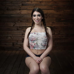 Joseline Kelly in Joseline Kelly: Pain Slut Surrenders to Bondage and Domination (Photo 25) Joseline Kelly in 'Kink' Joseline Kelly: Pain Slut Surrenders to Bondage and Domination (Thumbnail 25)