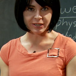 Juliette March in It's Not All About Pain - Sensual Control in Dominance (Photo 2) Juliette March in 'Kink' It's Not All About Pain - Sensual Control in Dominance (Thumbnail 2)