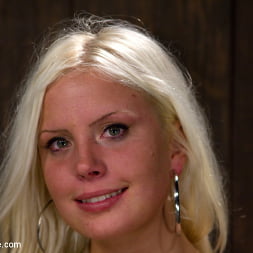 Kait Snow en 'Kink' El estrés es un asesino (Miniatura 8)