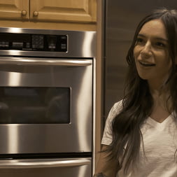 Katie Kush in 'Kink' Tainted Love, Episode 5: The Brat (Thumbnail 1)