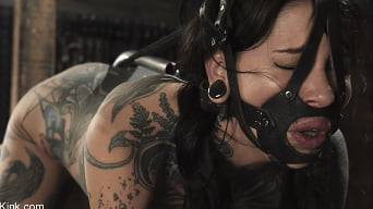 Krysta Kaos en 'Down and Dirty: Krysta Kaos'
