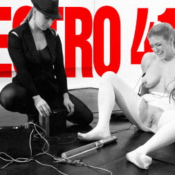 Lea Lexis in 'Kink' ELECTRO 4197 (Thumbnail 4)