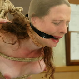 Lena Ramon in Lena Ramon (Photo 8) Lena Ramon in 'Kink' Lena Ramon (Thumbnail 8)