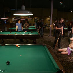 Lily LaBeau en 'Kink' gets played in raunchy Pool Hall (Miniatura 16)