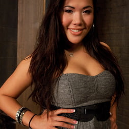 London Keyes in London Keyes: Saliva Slut (Photo 1) London Keyes in 'Kink' London Keyes: Saliva Slut (Thumbnail 1)