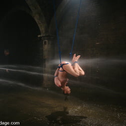 Maya Matthews in 'Kink' Maya Mathews In The First Ever Fishline Only Suspension (Thumbnail 13)