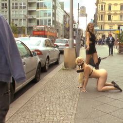 Mona Wales en 'Kink' Pedazo de basura rubia tetona pide ser tratada como basura (Miniatura 9)