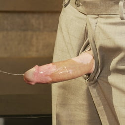 Mona Wales en 'Kink' Sexo oral al estilo dominante: mamadas y cunnilingus (Miniatura 19)