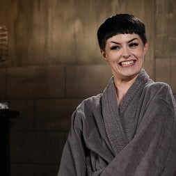 Raee Ripley in Marked For Pleasure (Photo 16) Raee Ripley in 'Kink' Marked For Pleasure (Thumbnail 16)