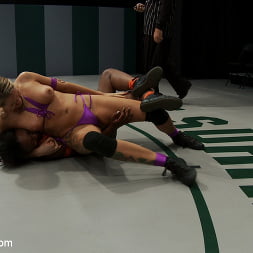 Rain DeGrey in Blond battles stronger black girl The only non-scripted competitive sex wrestling in the world (Photo 11) Rain DeGrey in 'Kink' Blond battles stronger black girl The only non-scripted competitive sex wrestling in the world (Thumbnail 11)