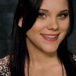 Raina Verene en 'Kink' and Princess Donna Dolore (Miniatura 1)
