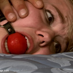 Simone Sonay in Vote Simone Sonay! Hot Blonde Dominated by Step-Mom and Gangbanged! DAP! (Photo 5) Simone Sonay in 'Kink' Vote Simone Sonay! Hot Blonde Dominated by Step-Mom and Gangbanged! DAP! (Thumbnail 5)