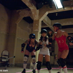 Remy LaCroix in Gold Star Roller Derby: A Fuckmance: A FuckingMachines.com Feature Movie (Photo 10) Remy LaCroix in 'Kink' Gold Star Roller Derby: A Fuckmance: A FuckingMachines.com Feature Movie (Thumbnail 10)