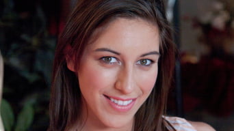 Rilynn Rae en 'Customer Service Slut'