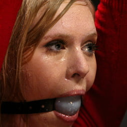 Sarah Jane Ceylon in 'Kink' The Sarge vs Sarah Jane Ceylon (Thumbnail 1)