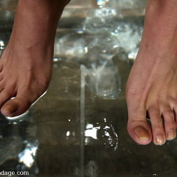 Sasha Sparks in Sasha Sparks (Photo 9) Sasha Sparks in 'Kink' Sasha Sparks (Thumbnail 9)