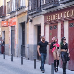 Satrina en 'Kink' La puta de servicio completo Erika Sevilla es avergonzada y humillada (Miniatura 15)