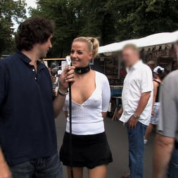 Steffanie van Eckten in Hot German Blonde gets fucked in public (Photo 2) Steffanie van Eckten in 'Kink' Hot German Blonde gets fucked in public (Thumbnail 2)
