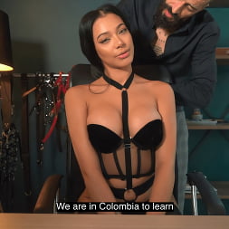 Tato Switch en 'Kink' Venezolana caliente atada por primera vez (Miniatura 1)