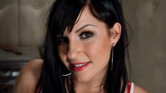 Tori Lux en 'Mistaken Identity'